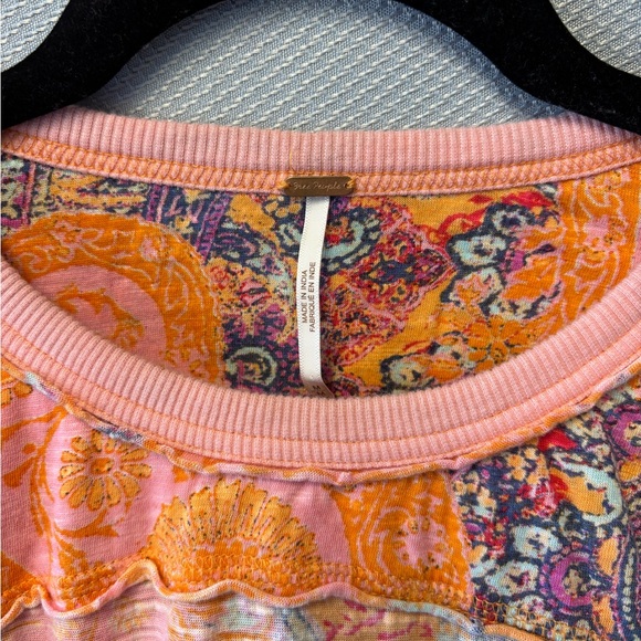Free People inside out fabric l/s top with bell cut waistline. Size Medium - Picture 2 of 2